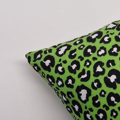 Reading Cushion - You See Me Reading And Yet You Speak