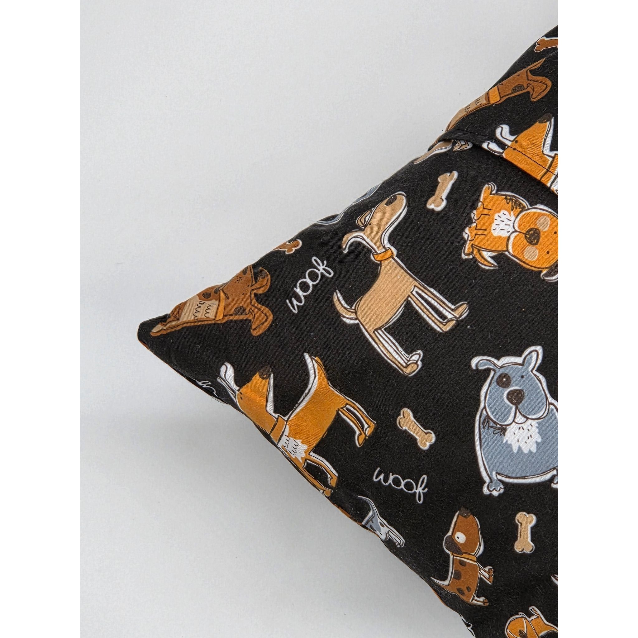 Book Cushion - Dog Lovers 2
