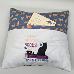 Reading Cushion - Cat Lovers 2
