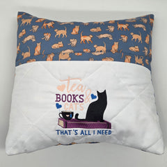 Reading Cushion - Cat Lovers 2