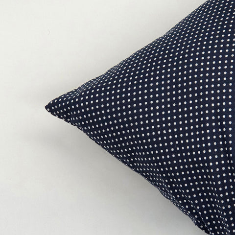 Reading Cushion - Just One More Chapter